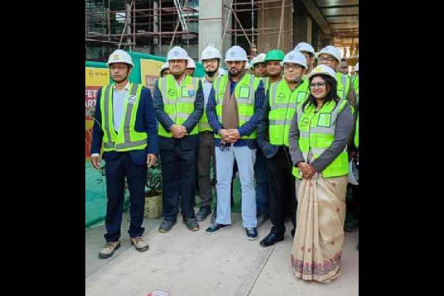 Bengal IT minister Babul Supriyo (centre) at the under-construction LTI Mindtree campus at Bengal Silicon Valley Hub on Thursday