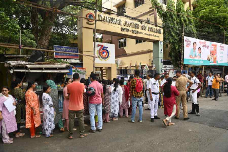 Teaching job aspirants outside an exam centre            in Jadavpur on September 14 last year
