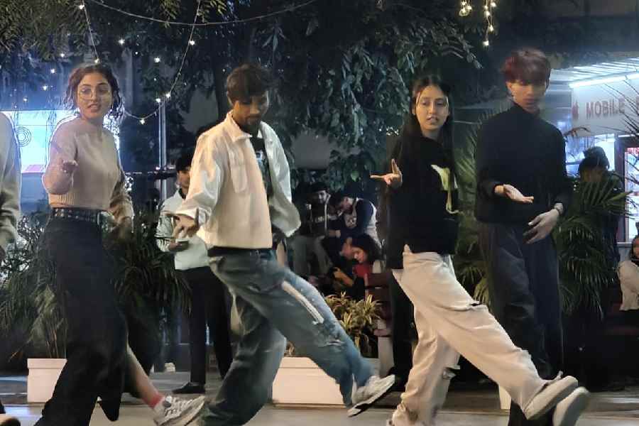 Representational image