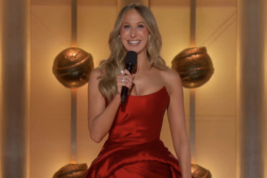 Nikki Glaser at Golden Globes 2026