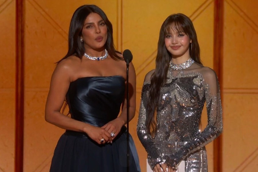 Priyanka Chopra and Lisa at Golden Globes 2026