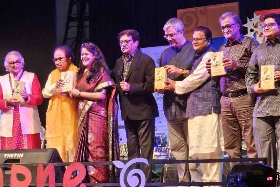 The release of a book containing the complete discography of Salil Chowdhury along with essays on him by associates down the ages, living and dead, at the Salil Chowdhury centenary concert at Kala Mandir