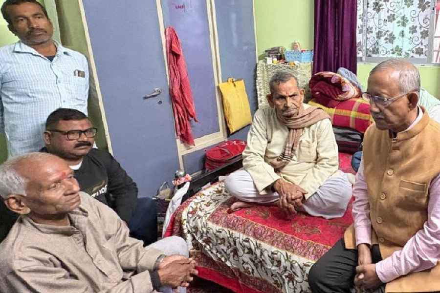 Siliguri mayor Gautam Deb on Tuesday visited the family members of Udit Jha, a minor boy who was run over by a dumper last Saturday at Rajendranagar in Siliguri.  Picture by Passang Yolmo