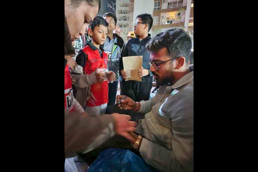 Bengal Ranji player Ishan Porel at Uniworld City  Uniworld Premiere 