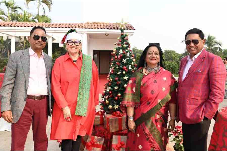 The office-bearers of the Consular Corps of Kolkata — (from left) Pradeep Khemka, Barbara Voss, Nayantara Palchoudhuri, and Sanjay Budhia