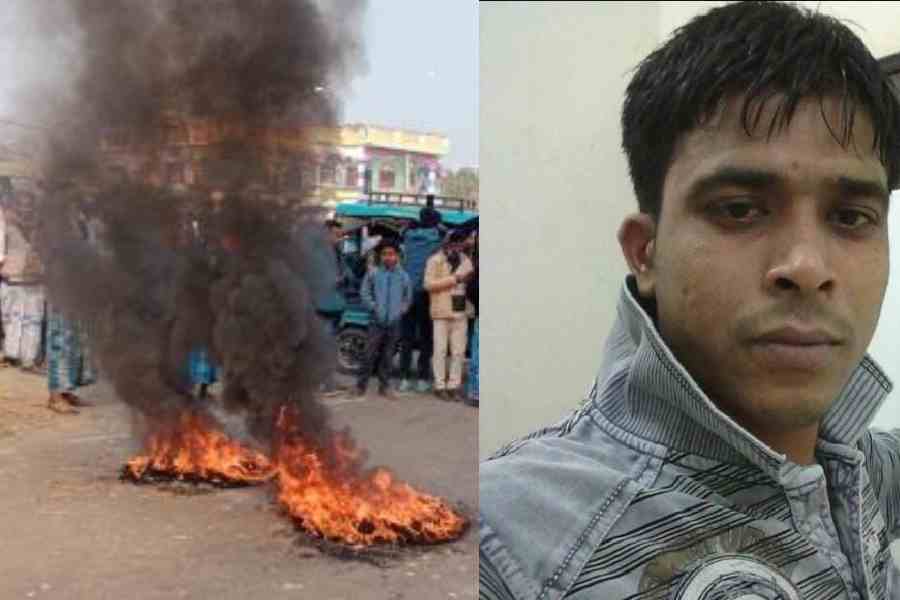 To protest against the killing of Alauddin Sheikh in Jharkhand, angry villagers set tyres afire to block NH12 at Beldanga in Murshidabad district on Friday, Allauddin Seikh