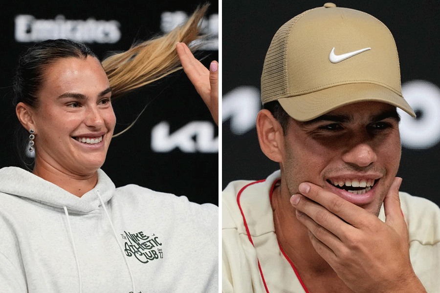 Aryna Sabalenka of Belarus (left), Carlos Alcaraz of Spain (right)