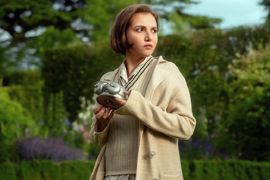 A still from the Netflix series ‘Agatha Christie’s Seven Dials’