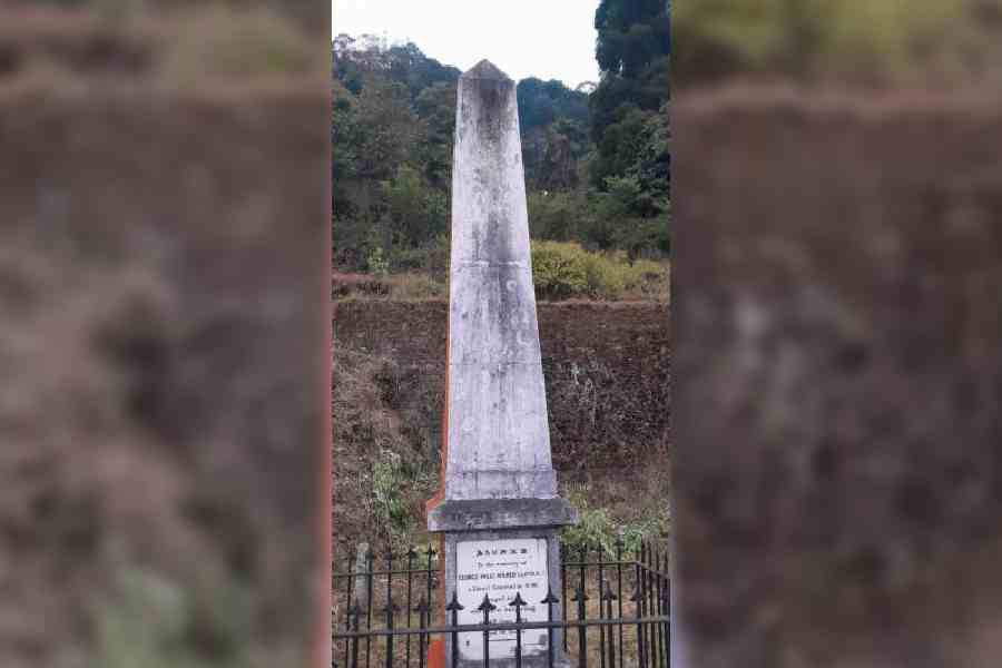 The tomb of Captain George Alymer Lloyd at the cemetery