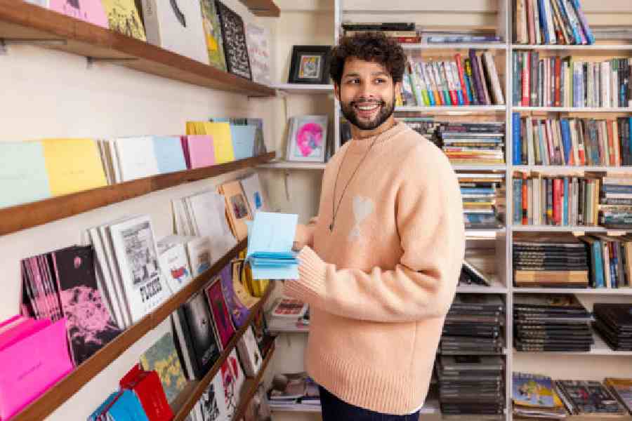 Lolla India Like a Local, an exclusive Airbnb Original Experience in Mumbai, will be hosted by Siddhant Chaturvedi