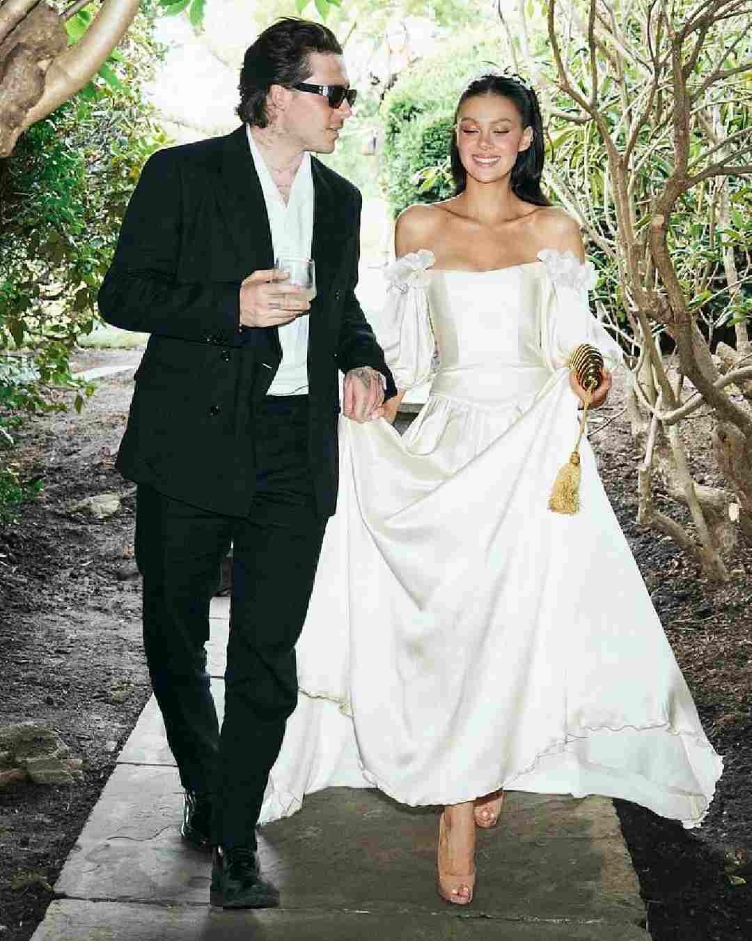 On July 11, 2020, Nicola Peltz and Brooklyn Beckham announced their engagement. They exchanged vows in a Jewish ceremony in Florida on April 9, 2022.  