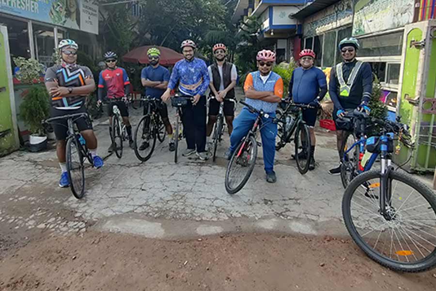 Kolkata cyclists