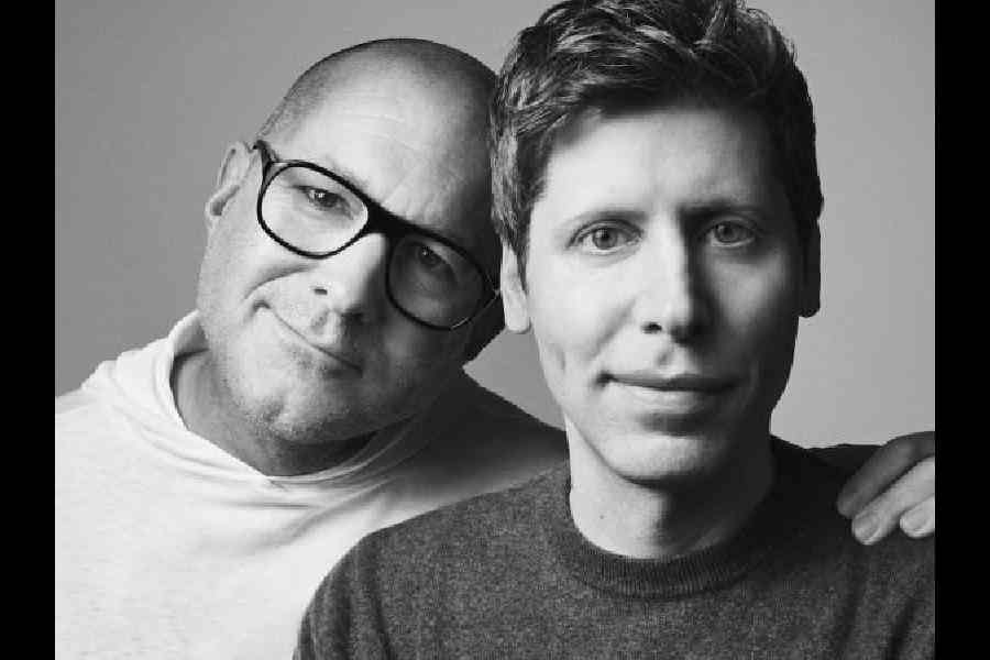 Jony Ive (left) and Sam Altman