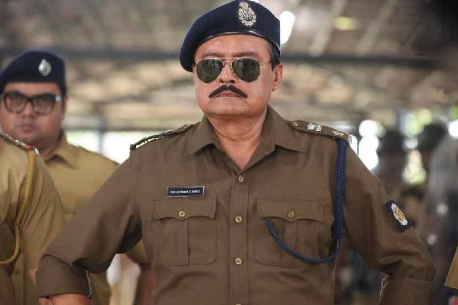 A moment from Hok Kolorob