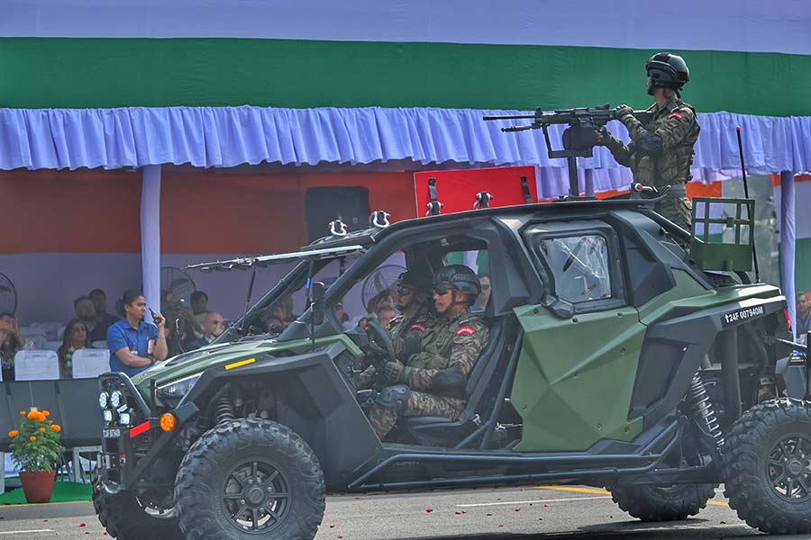 The parade also featured contingents from the Indian Army, Navy and Air Force, accompanied by military bands and ceremonial units