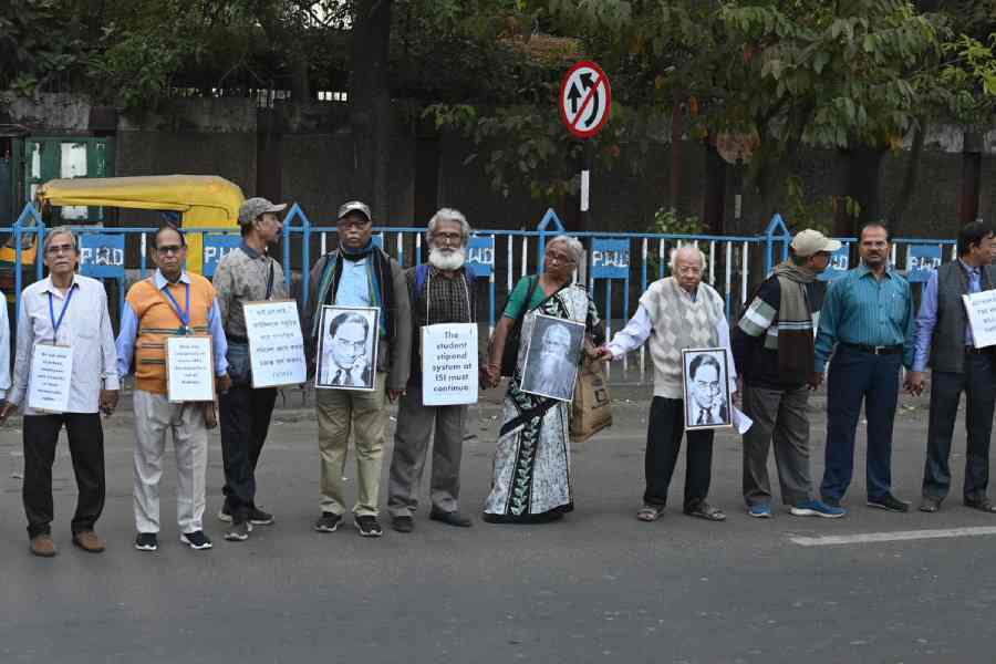 Scholars and teachers of ISI, Calcutta, protest against the Bill last November