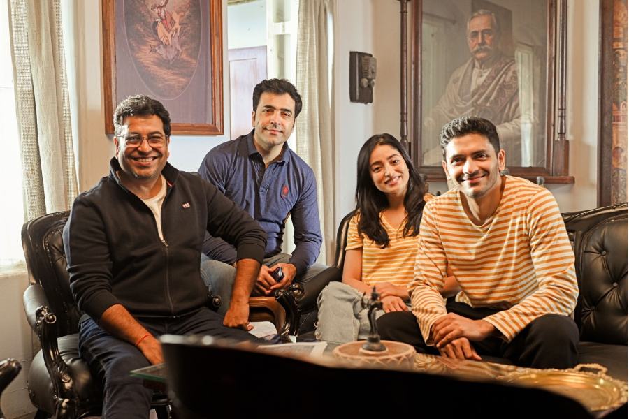 (left to right) Dhrubo Banerjee, Abir Chatterjee, Ishaa Saha and Arjun Chakrabarty on the sets of ‘Saptadingar Guptadhon’