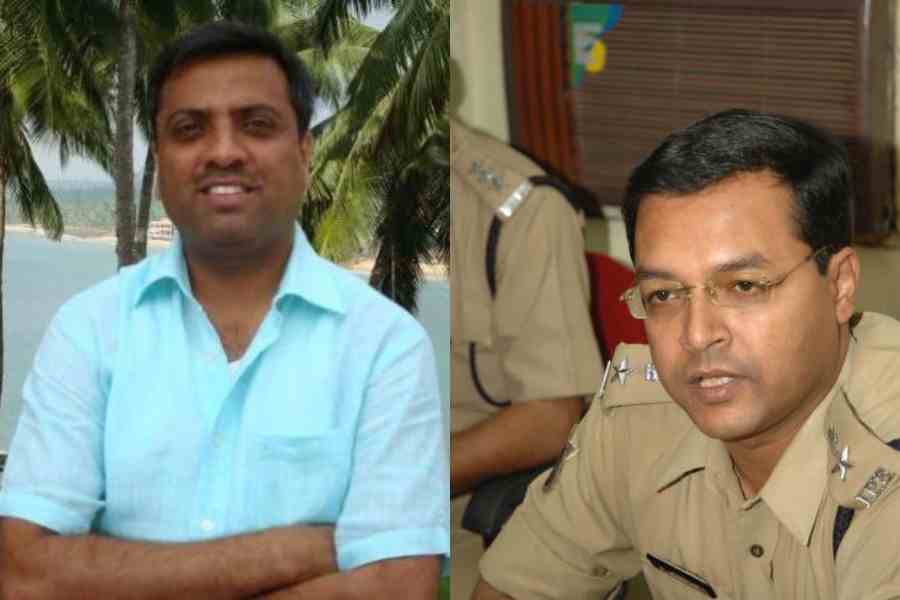 Peeyush Pandey, Supratim Sarkar