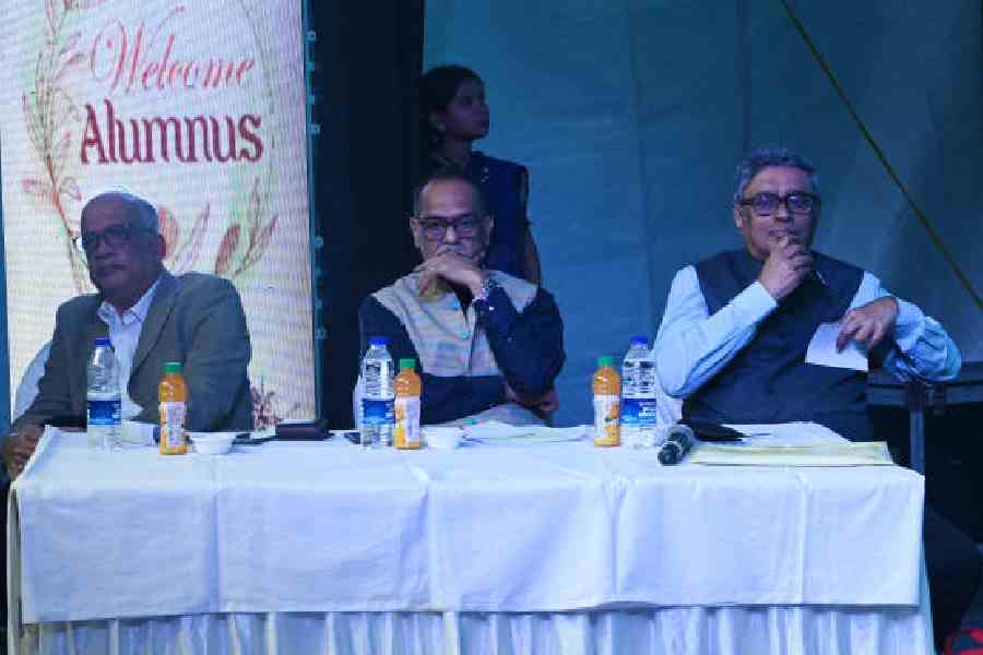 The debate at the 74th reunion of Calcutta National Medical College and Hospital on Friday. Pictures by Bishwarup Dutta