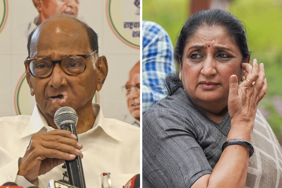 Sharad Pawar and Sunetra Pawar.