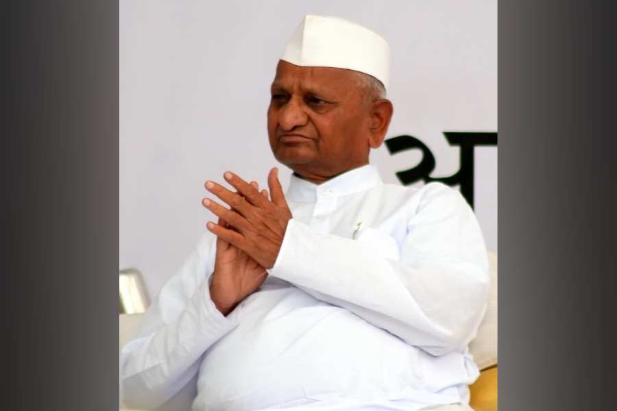 'The government should not test his limits, Say yes or no (to his demands) but what is wrong in holding discussions,' Hazare said in a video message