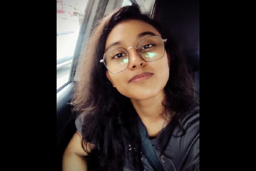 Divsha Ray: Blood Cancer Survivor Secures NEET Rank