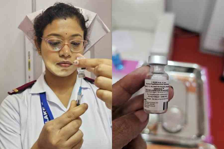 A nurse prepares to administer Gardasil 4 vaccine at Bidhannagar Subdivisional Hospital. The Gardasil 4 vaccine