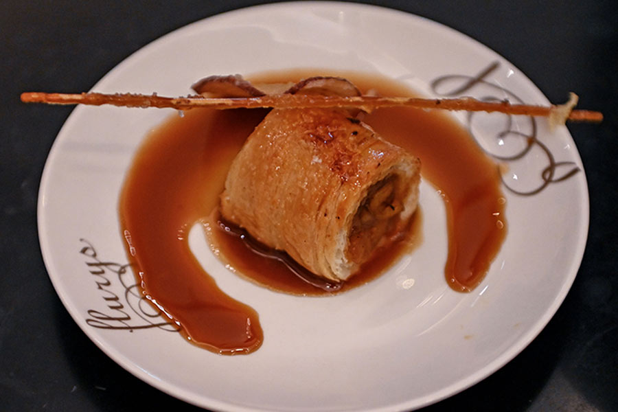 The evening concluded with a Tarte Tatin Bengal made with caramelised apples and nolen gur, paired with a Fratelli Master Selection Late Harvest