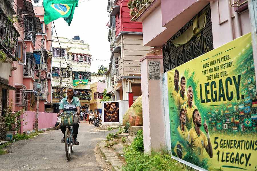 Streets in Ganguly Bagan have put up fan-favourite team banners and posters
