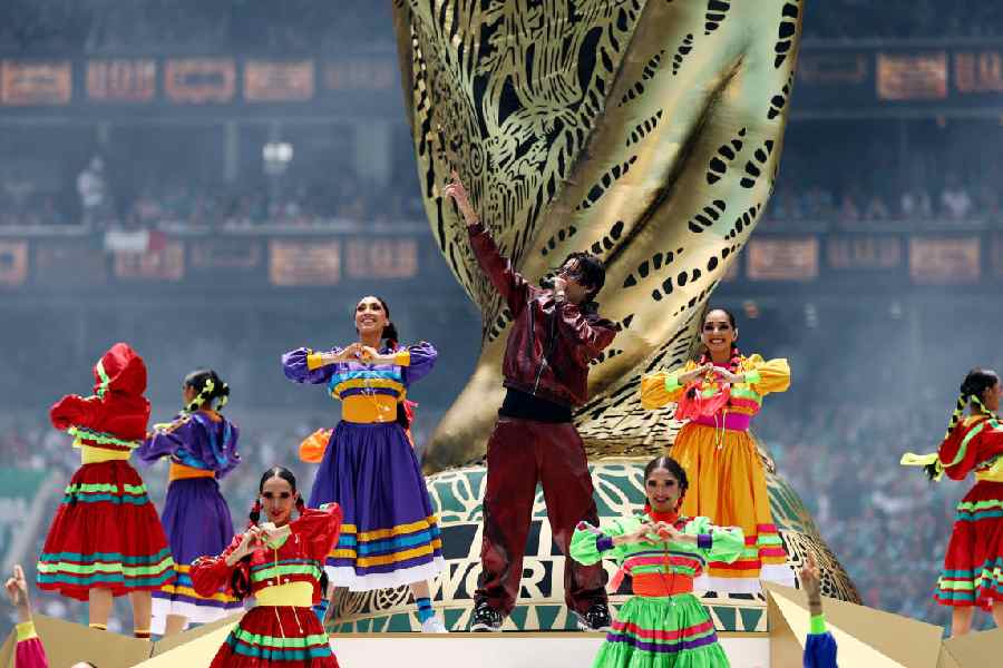 Danny Ocean performs during the opening ceremony. (Reuters)