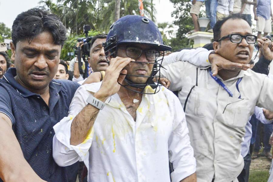 Trinamool national general secretary Abhishek Banerjee was targeted with eggs during a protest in Sonarpur