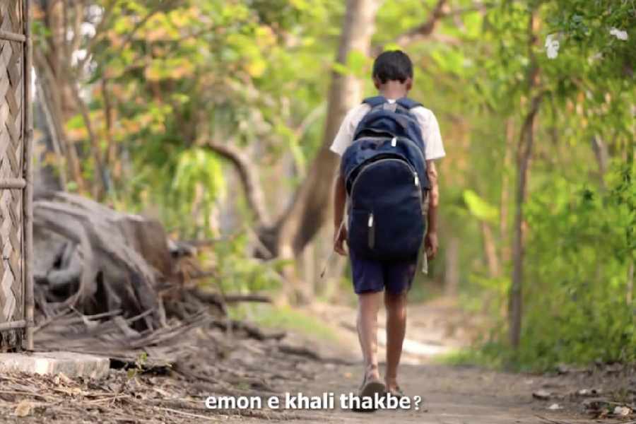A poster from BJP's 'Bhoy Noy Bhorsha' campaign
