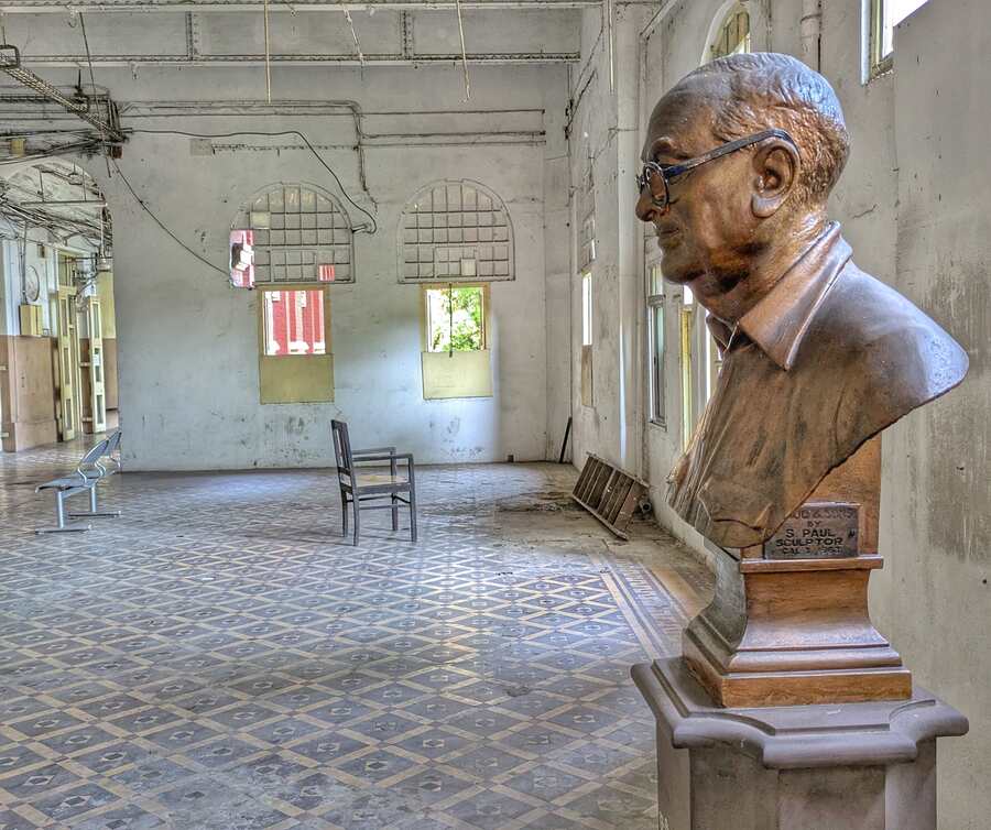 The interiors once featured elaborate Minton tiles imported from England, showcasing the craftsmanship and prestige associated with colonial public buildings
