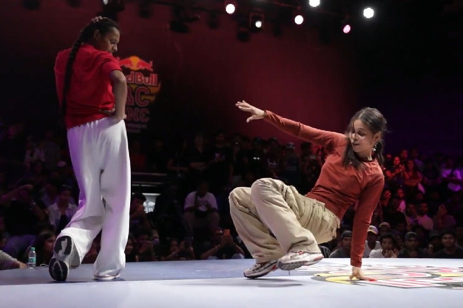 B-Girl Bar-B 'mocking' her competitor