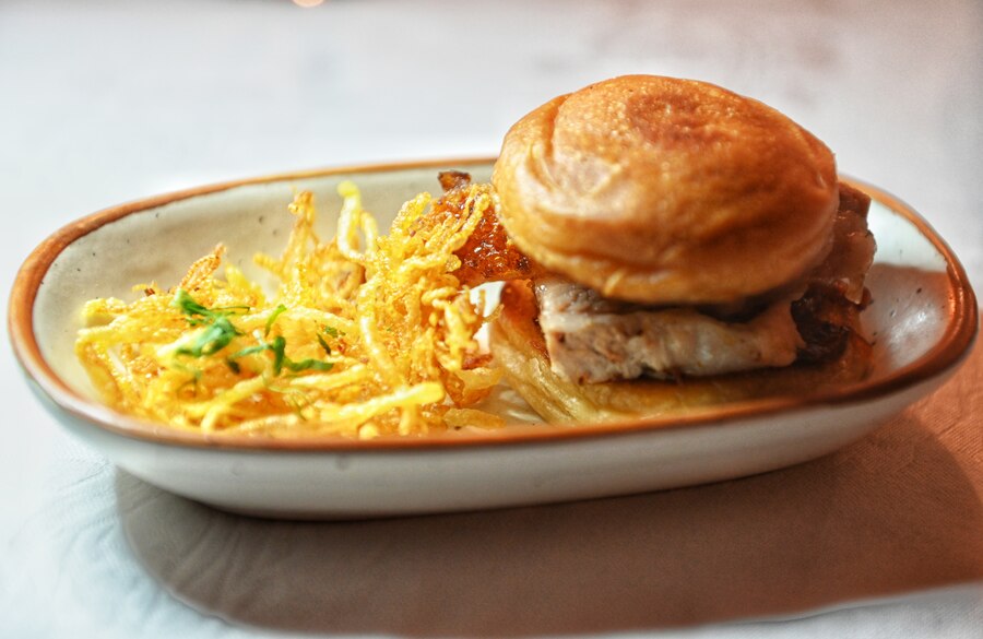 Crackling Pork Bun