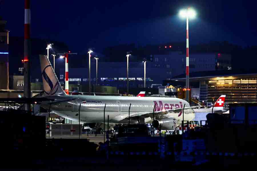 A plane carrying an Iranian delegation led by chief negotiator Mohammad Baqer Qalibaf and Foreign Minister Abbas Araqchi lands at the Zurich International Airport in Zurich, Switzerland, June 20, 2026.
