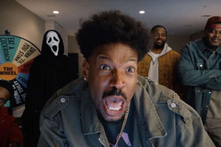 A still from \\\'Scary Movie 6\\\'