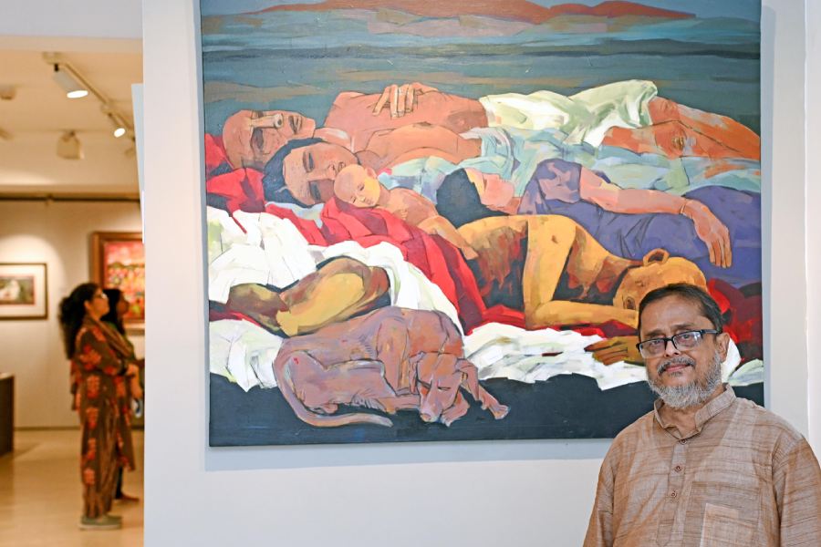 Ashoke Mullick's portrait reimagines the lives of Kolkata's street dwellers 