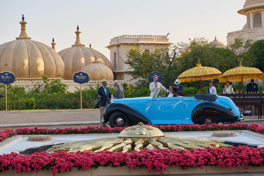 The Chairman's Award is presented to Nitin Dossa