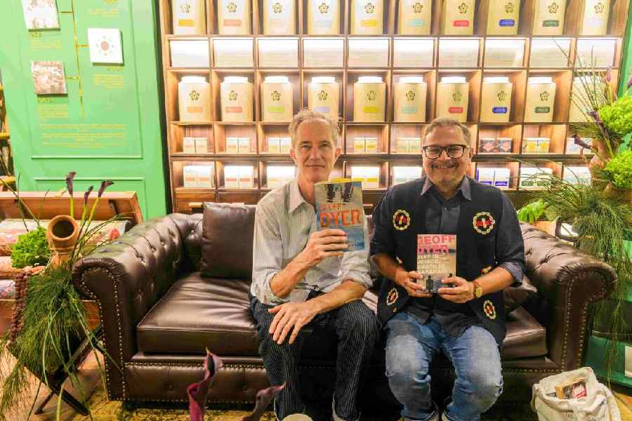 Geoff Dyer with Debanjan Chakrabarti, director of East and Northeast, British Council India, at a special conversation at Makaibari Bungalow in Taj Bengal.