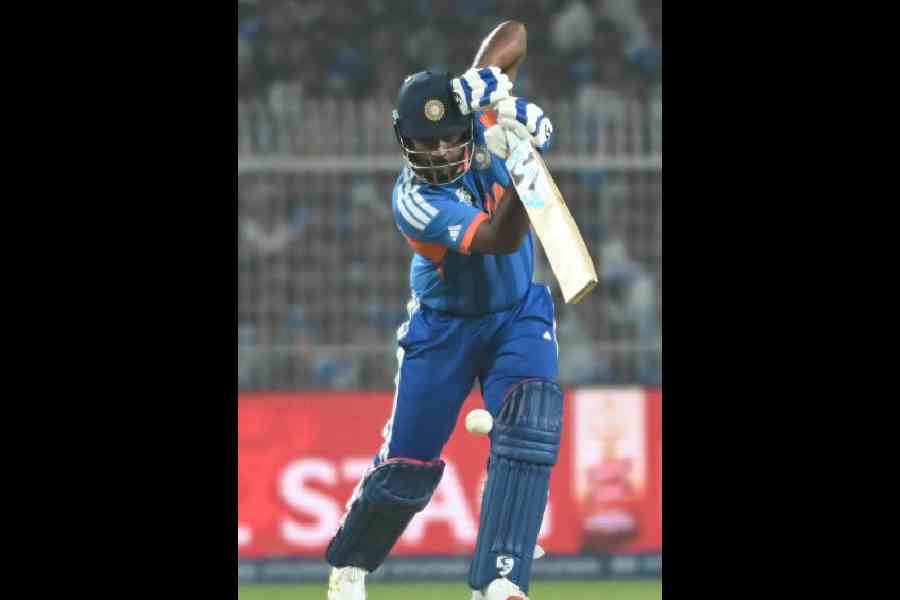 Hardik Pandya pep talk Eden Gardens team huddle