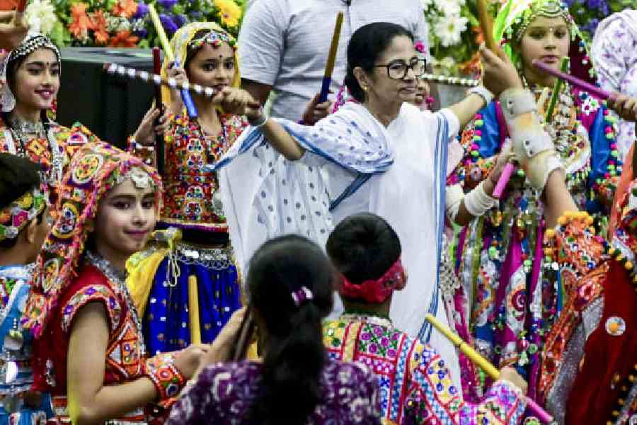 Mamata Banerjee shock BJP Election Commission voter exclusion conspiracy