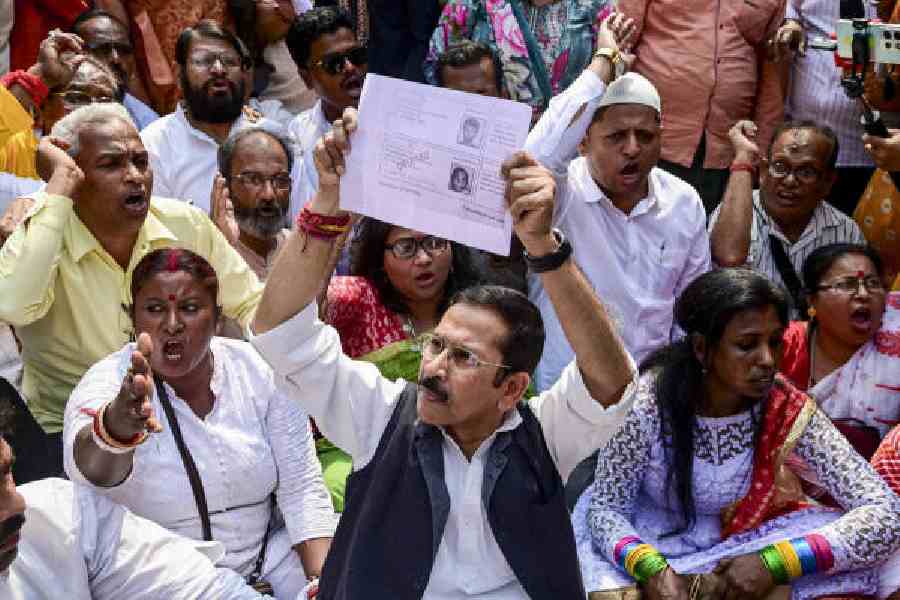 Election Commission full bench Gyanesh Kumar Bengal visit