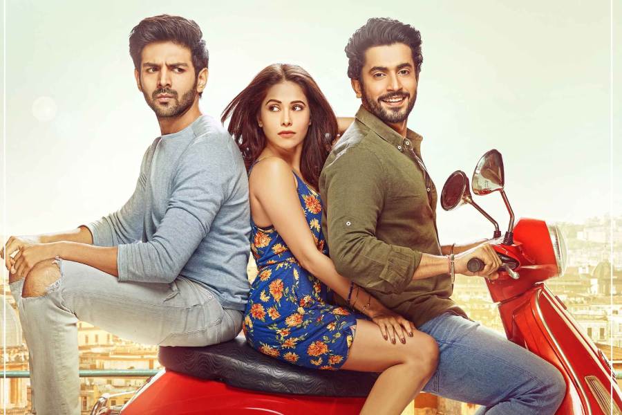 Poster of 'Sonu Ke Titu Ki Sweety'