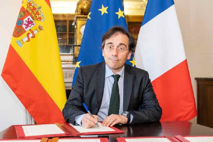 Representational image