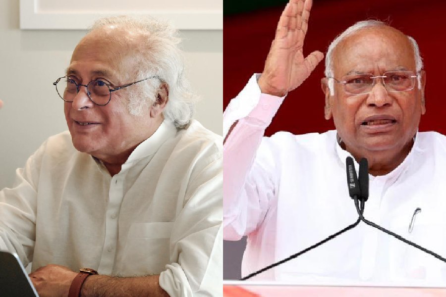Jairam Ramesh, Mallikarjun Kharge