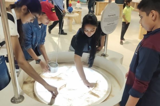 Over the following days, immersive workshops deepened their understanding of environmental challenges. Sessions such as the Circular Celebration Lab focused on converting waste into usable resources, while workshops like Nature & Art and Musical Writing blended creativity with ecological awareness. Discussions on biodiversity, climate change and energy challenges further highlighted the importance of interdisciplinary approaches in addressing sustainability issues.