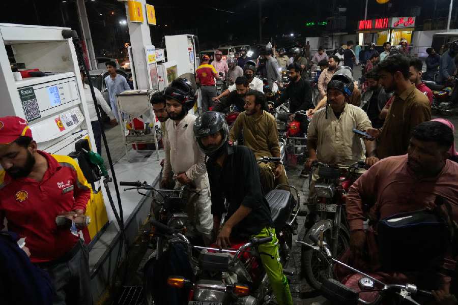 Pakistan fuel price hike