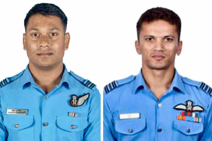 Sukhoi Su-30MKI crash Karbi Anglong pilots killed Assam