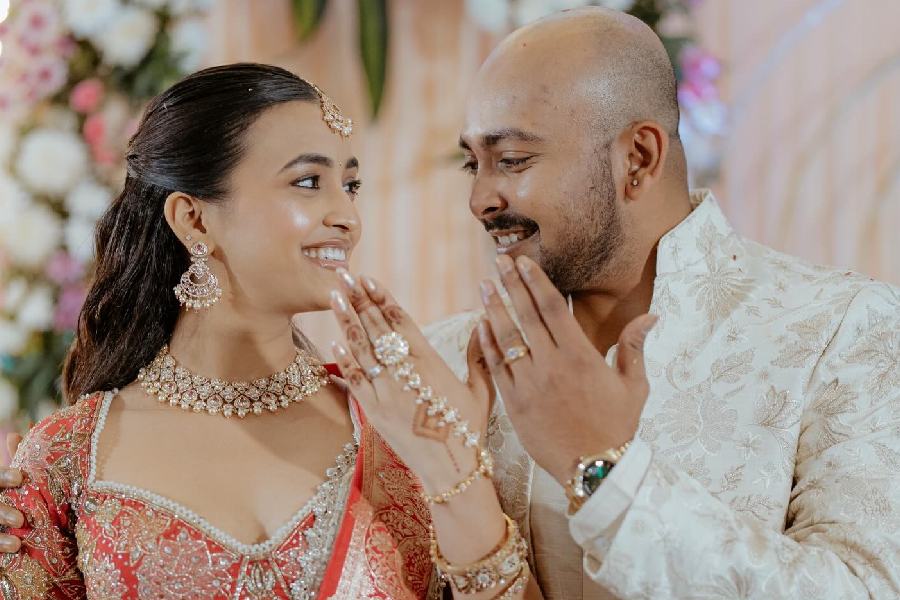 Prithvi Shaw and Akriti Agarwal